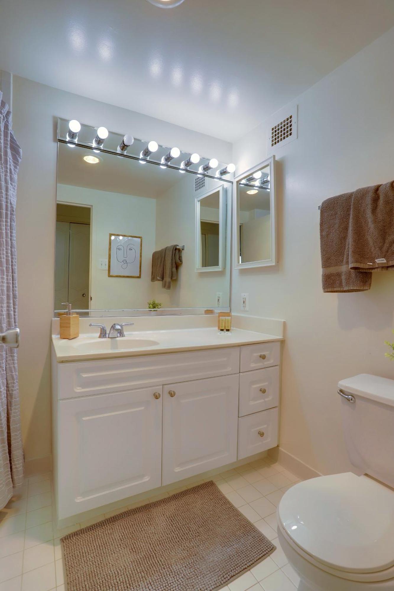 Fantastic 2 Bedroom Apartment With Gym At Arlington Exterior foto